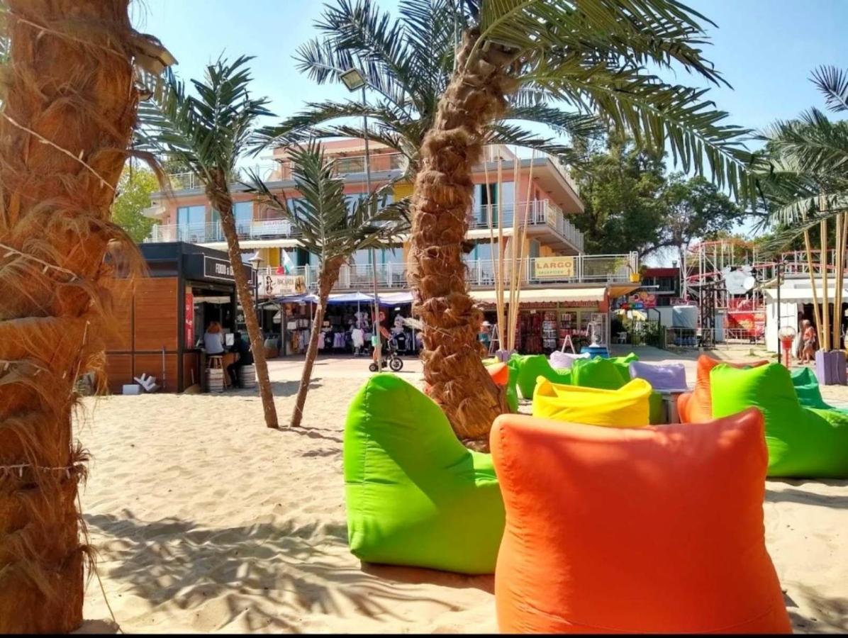 Hotel Largo Beach Sunny Beach Exterior photo